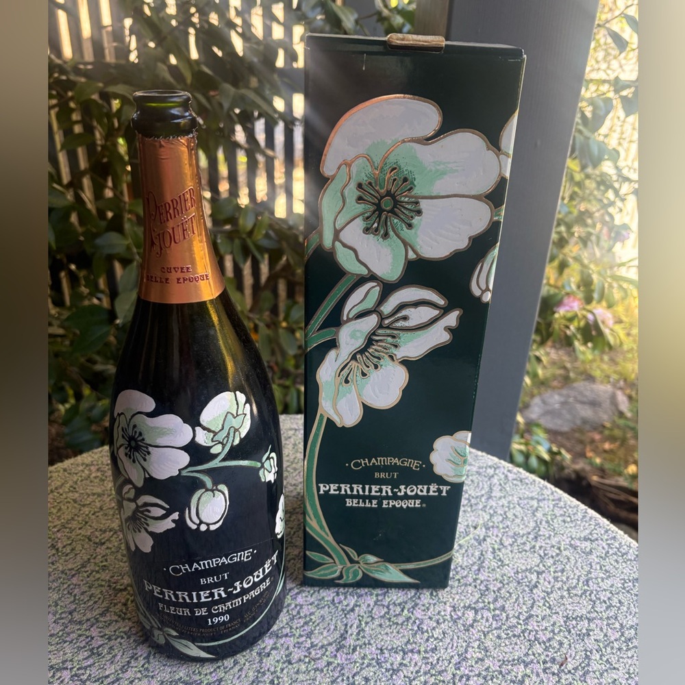 Perrier~Jouet Belle Epoque Champagne Magnum Bottle 🍾 and Box